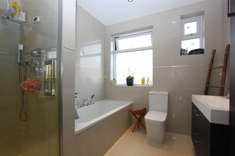 Images for Addiscombe Court Road, Croydon EAID:TT BID:JDE1