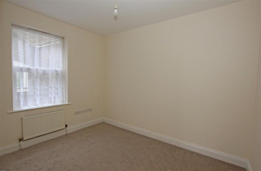 Images for Chatsworth Road, Croydon EAID:TT BID:JDE1