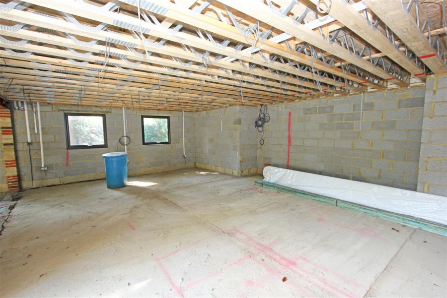 Images for Glebe Hyrst, South Croydon EAID:TT BID:JDE1