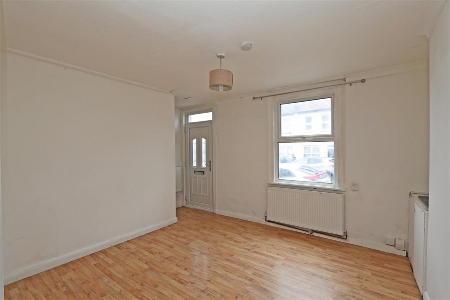 Images for Bynes Road, South Croydon EAID:TT BID:JDE1