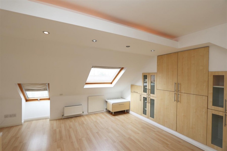 Images for Addiscombe Court Road, Croydon EAID:TT BID:JDE1