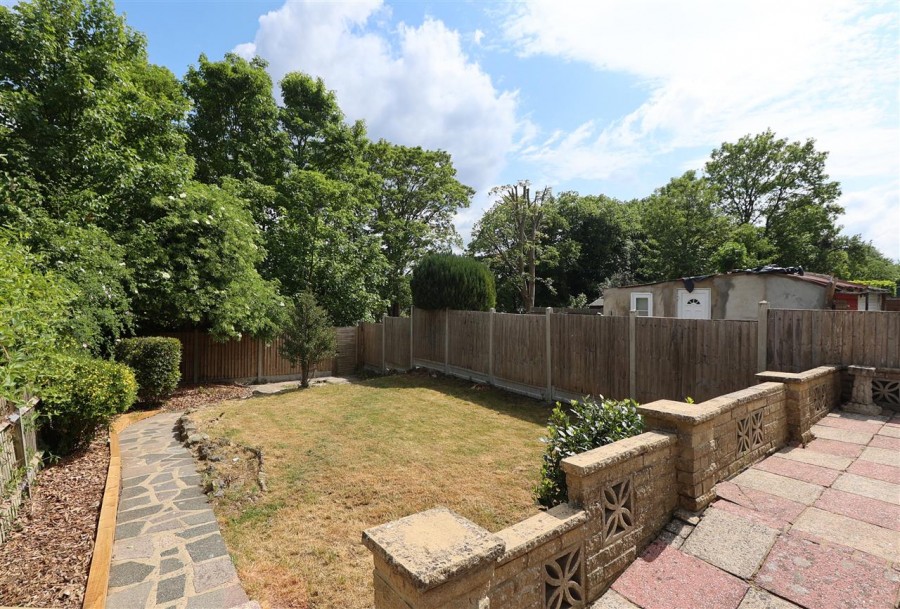 Images for Blenheim Park Road, South Croydon EAID:TT BID:JDE1