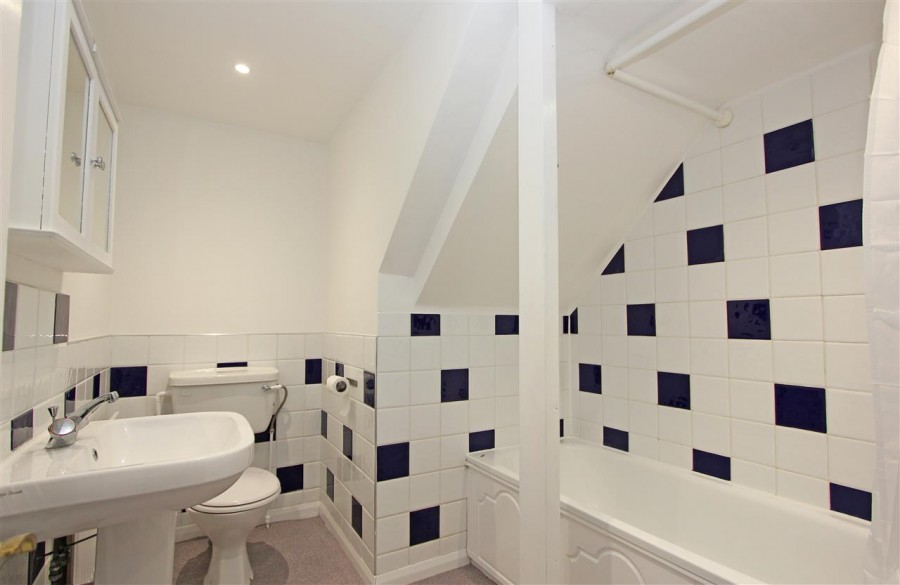 Images for Blenheim Park Road, South Croydon EAID:TT BID:JDE1