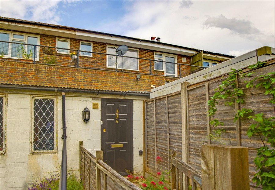 Images for Elmfield Way, South Croydon EAID:TT BID:JDE1