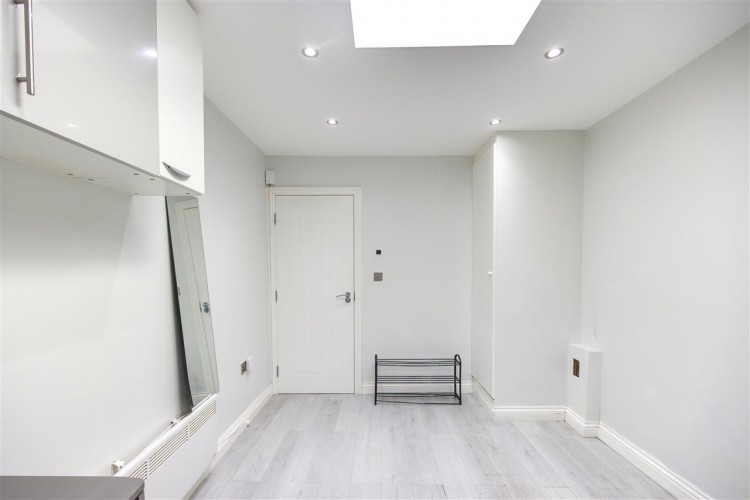 Images for Brighton Road, South Croydon