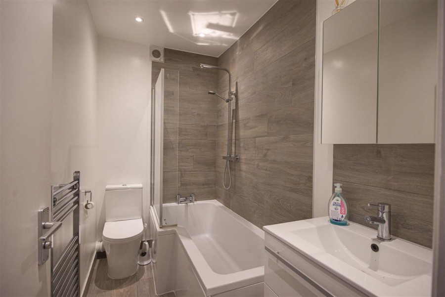 Images for Moreton Road, South Croydon EAID:TT BID:JDE1