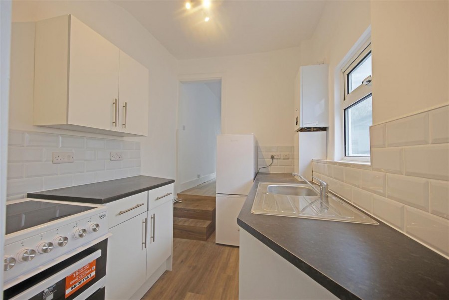 Images for Rolleston Road, South Croydon EAID:TT BID:JDE1