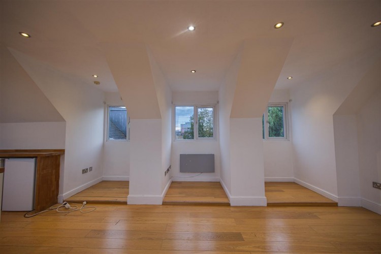 Images for Newton House, Croydon