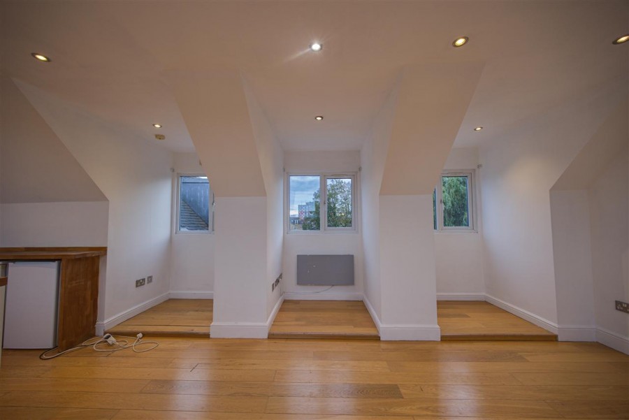 Images for Newton House, Croydon EAID:TT BID:JDE1