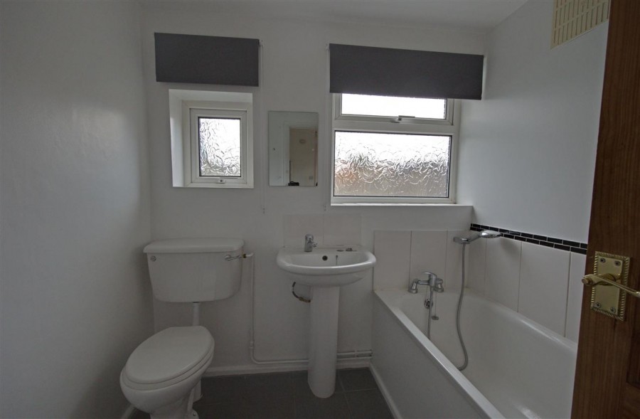 Images for Junction Road, South Croydon EAID:TT BID:JDE1