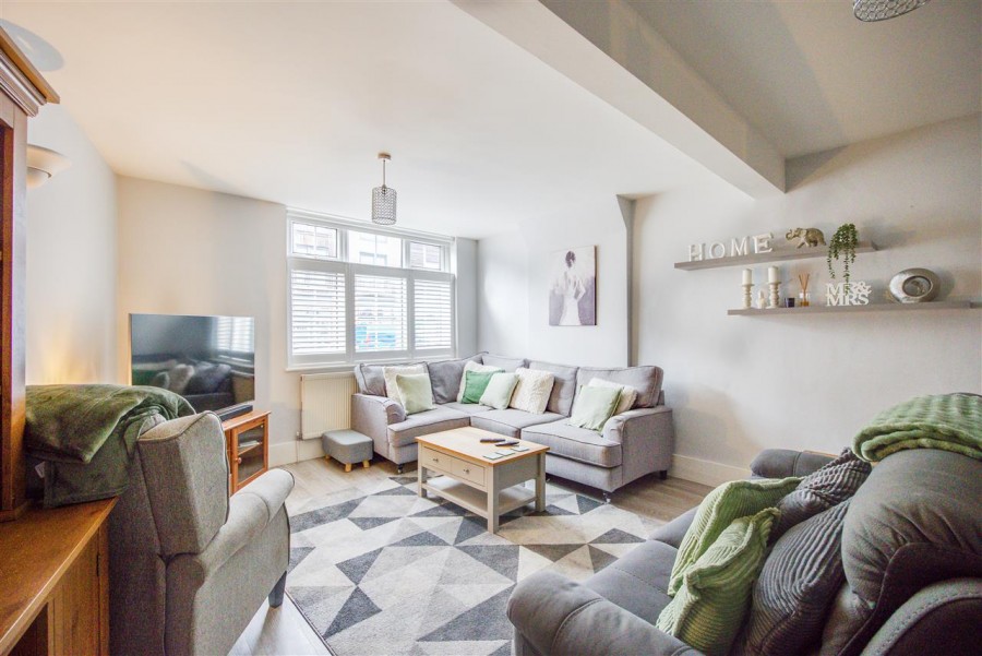 Images for Sanderstead Road, South Croydon EAID:TT BID:JDE1