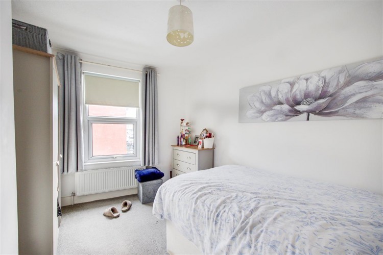 Images for Sanderstead Road, South Croydon