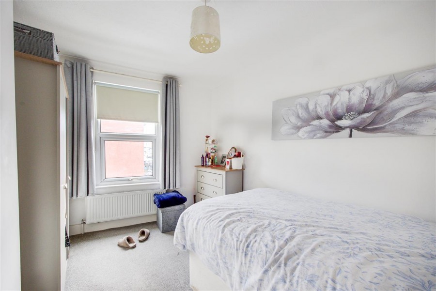 Images for Sanderstead Road, South Croydon EAID:TT BID:JDE1