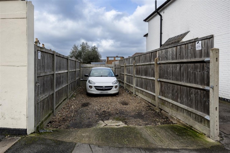 Images for Sanderstead Road, South Croydon