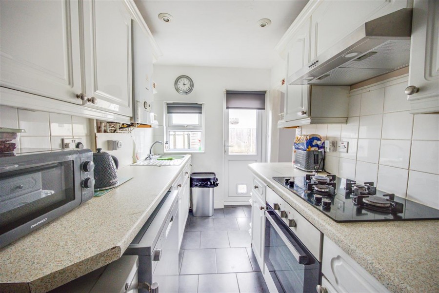 Images for Sanderstead Road, South Croydon EAID:TT BID:JDE1