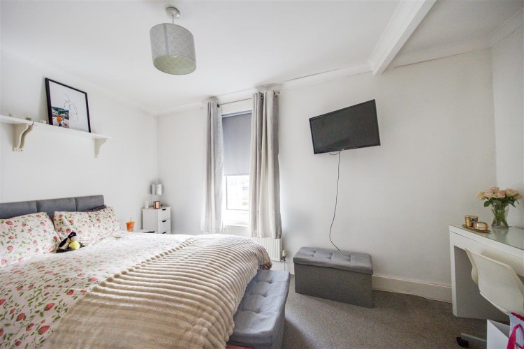 Images for Sanderstead Road, South Croydon