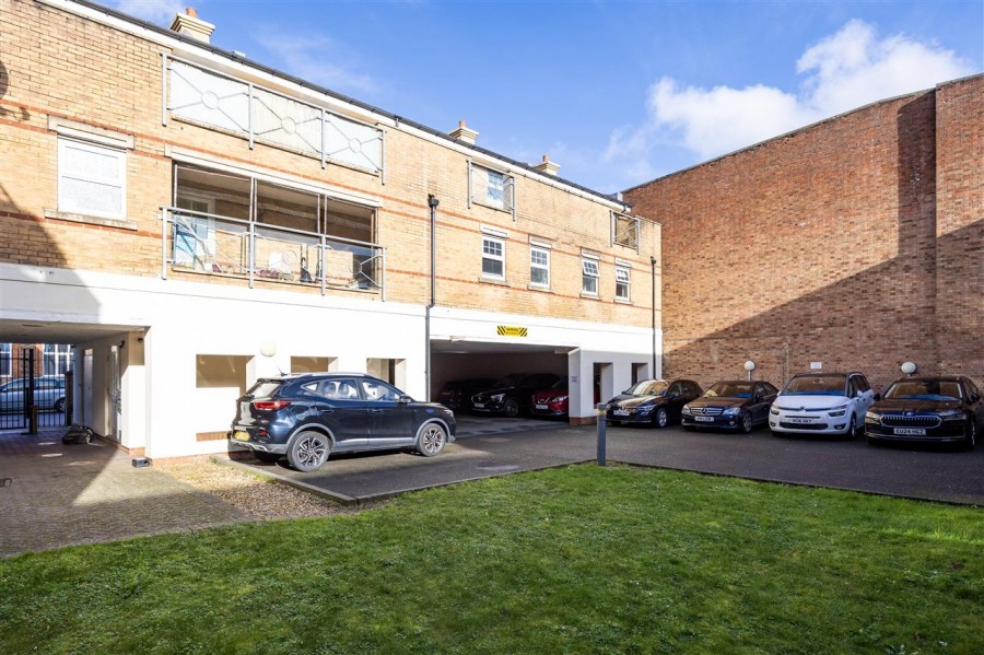 Images for Crunden Road, South Croydon EAID:TT BID:JDE1