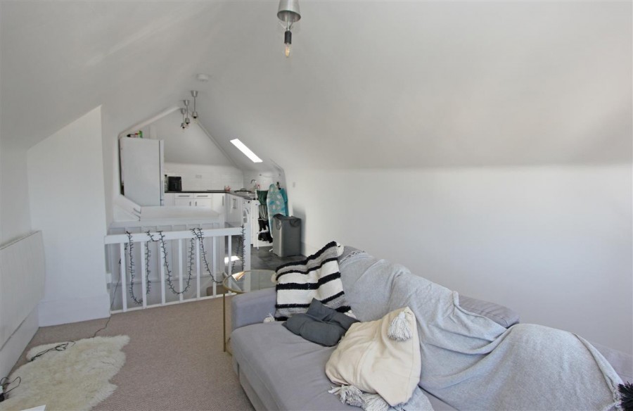 Images for Moreton Road, South Croydon EAID:TT BID:JDE1