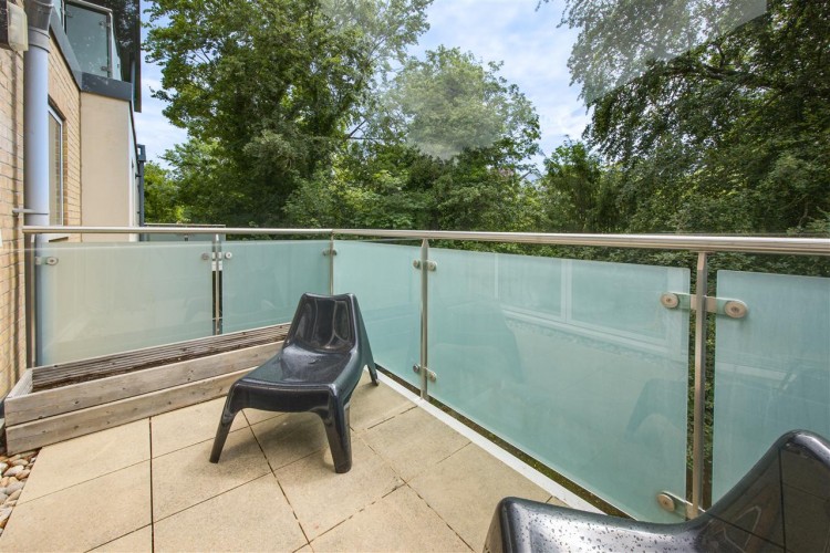 Images for Vantage Point, 174 Sanderstead Road, South Croydon