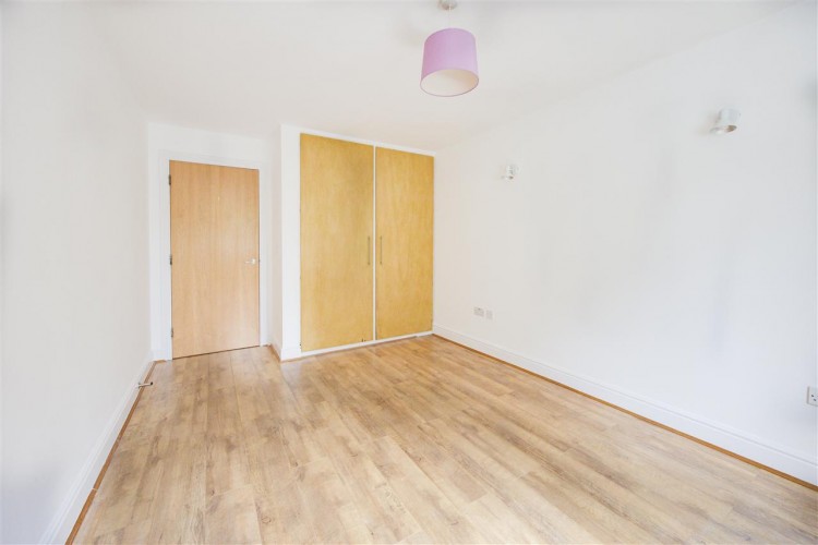 Images for Vantage Point, 174 Sanderstead Road, South Croydon