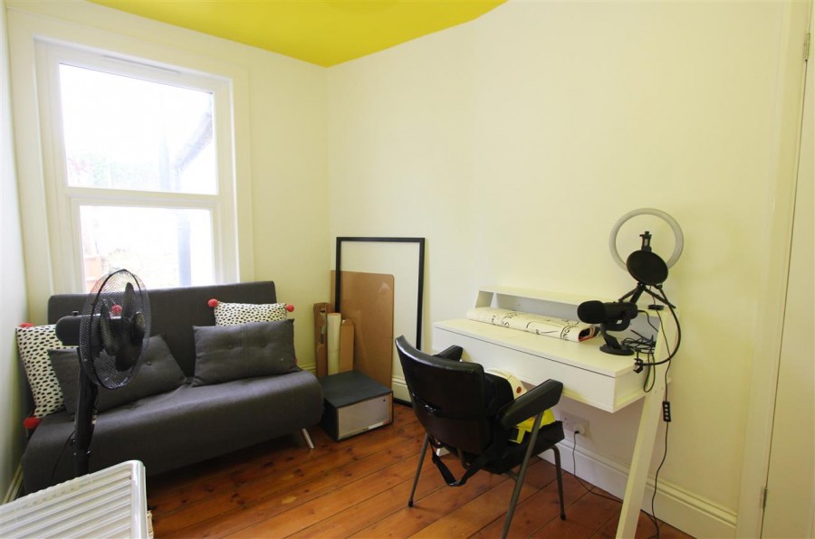 Images for Sussex Road, South Croydon EAID:TT BID:JDE1