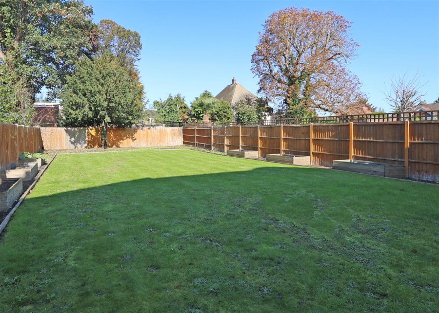 Images for Whitgift Avenue, South Croydon EAID:TT BID:JDE1