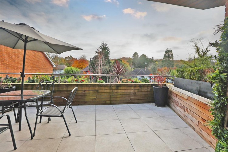 Images for Green Valley Apartments, 3 Ballards Farm Road, South Croydon