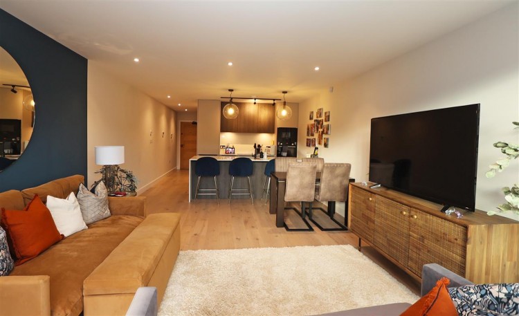 Images for Green Valley Apartments, 3 Ballards Farm Road, South Croydon