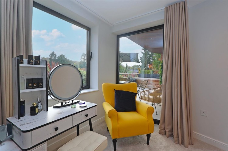 Images for Green Valley Apartments, 3 Ballards Farm Road, South Croydon