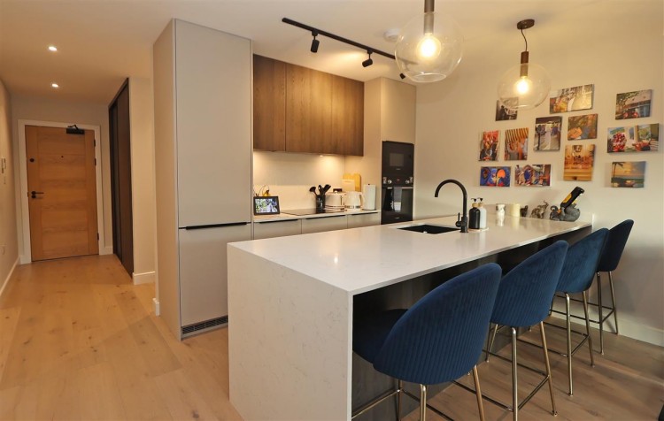 Images for Green Valley Apartments, 3 Ballards Farm Road, South Croydon