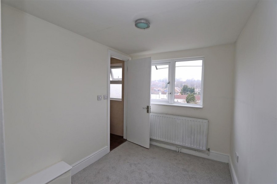 Images for Bynes Road, South Croydon EAID:TT BID:JDE1