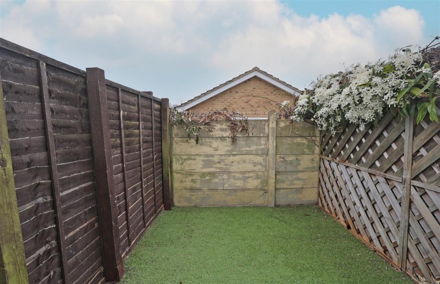 Images for Bynes Road, South Croydon EAID:TT BID:JDE1