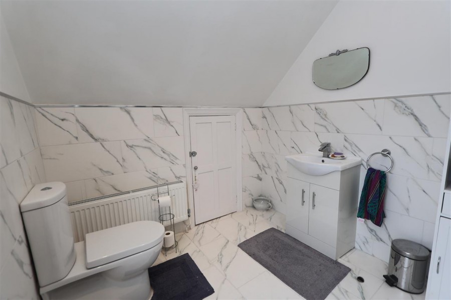 Images for Heathhurst Road, South Croydon EAID:TT BID:JDE1