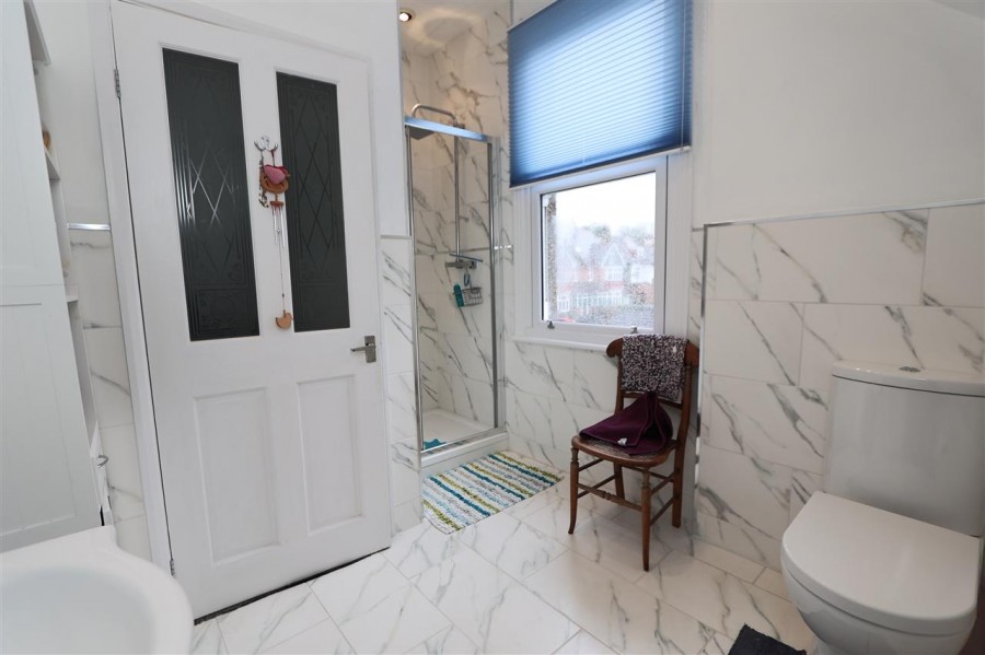 Images for Heathhurst Road, South Croydon EAID:TT BID:JDE1