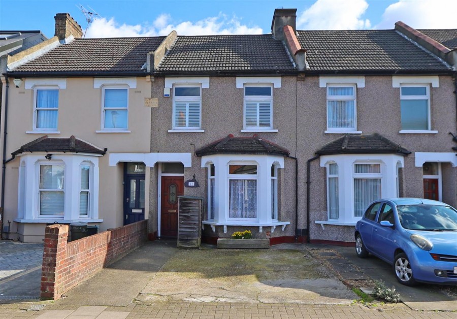 Images for Ravenscroft Road, Beckenham EAID:TT BID:JDE1