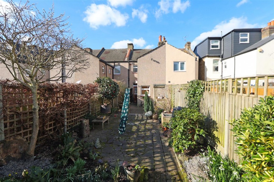 Images for Ravenscroft Road, Beckenham EAID:TT BID:JDE1