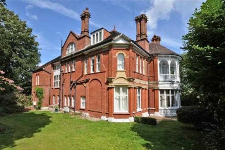 Images for Sherwood Oaks, 13 Frensham Road, Kenley