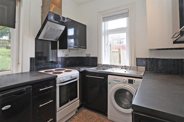 Images for Sherwood Oaks, 13 Frensham Road, Kenley