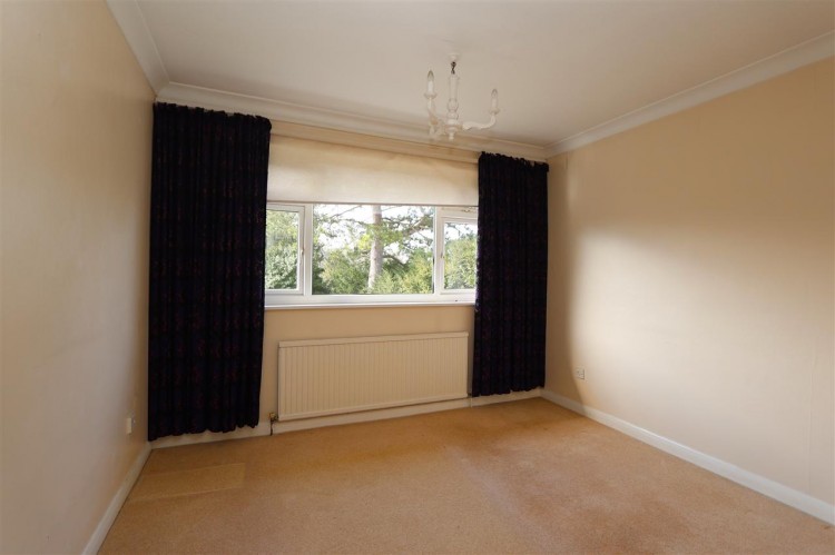 Images for The Hey, 230 Sanderstead Road, South Croydon