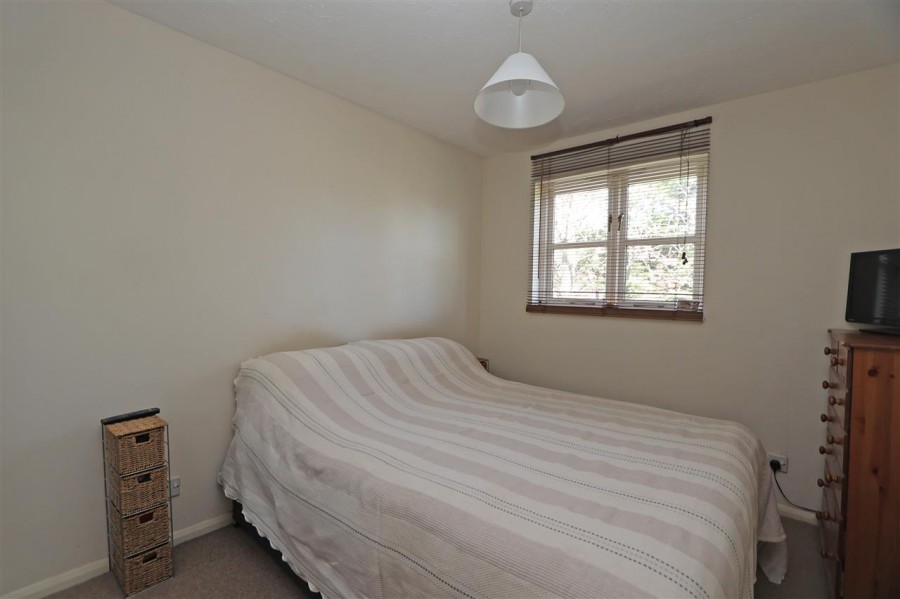 Images for Rosamund Close, South Croydon EAID:TT BID:JDE1