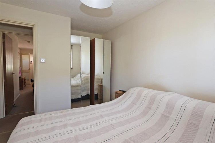 Images for Rosamund Close, South Croydon