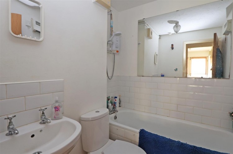 Images for Rosamund Close, South Croydon