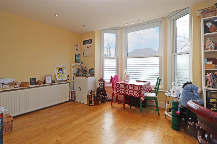 Images for Birdhurst Rise, South Croydon EAID:TT BID:JDE1