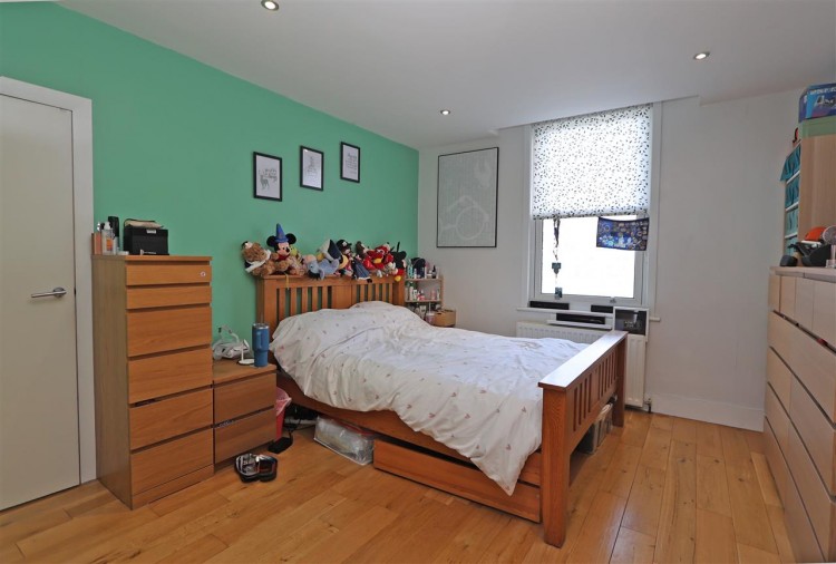 Images for Birdhurst Rise, South Croydon
