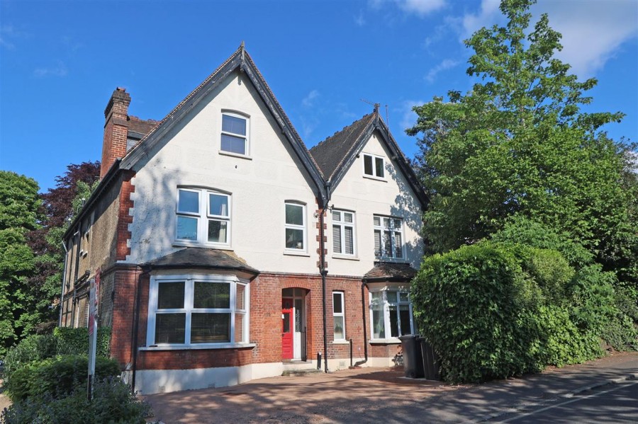 Images for Sanderstead Road, South Croydon EAID:TT BID:JDE1