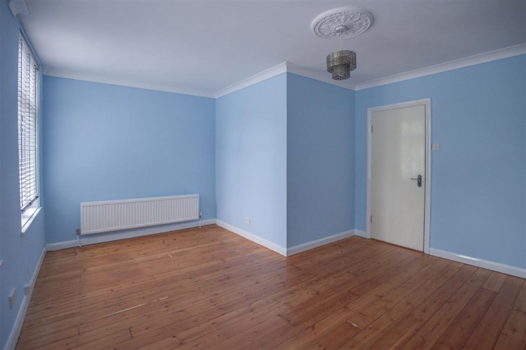 Images for Sanderstead Road, South Croydon