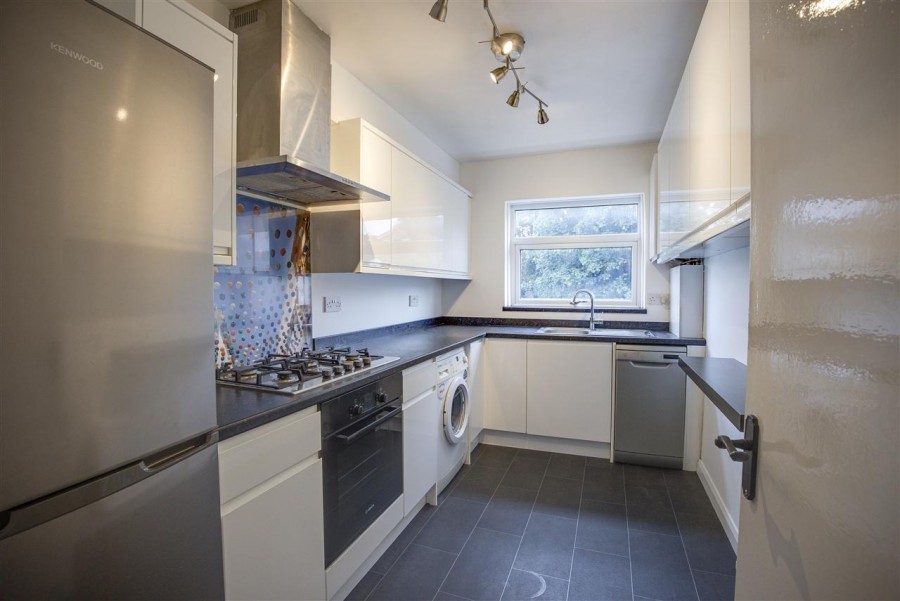 Images for Sanderstead Road, South Croydon EAID:TT BID:JDE1