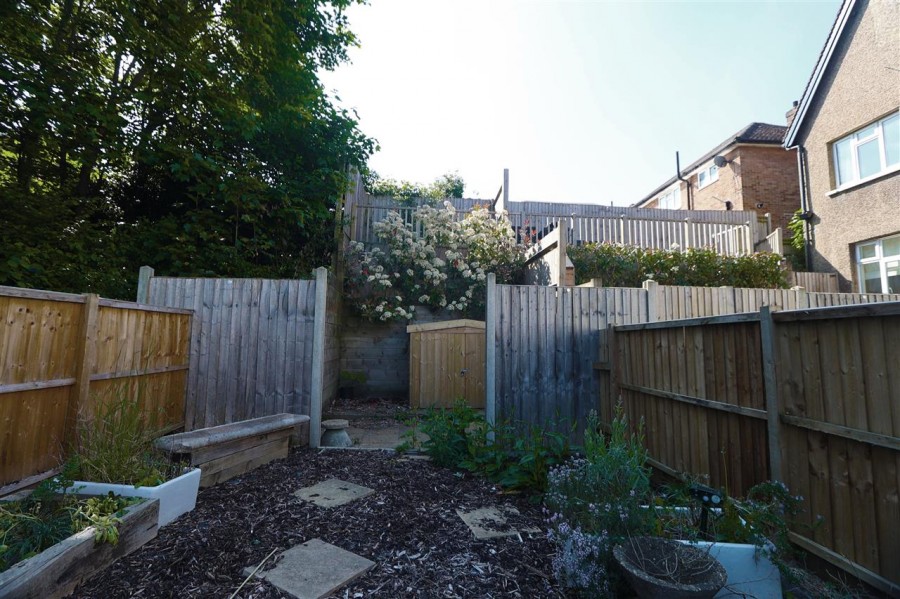 Images for Sanderstead Road, South Croydon EAID:TT BID:JDE1