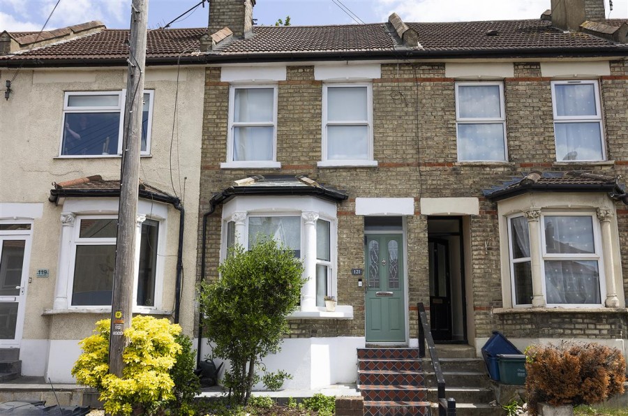 Images for St Peters Street., South Croydon EAID:TT BID:JDE1