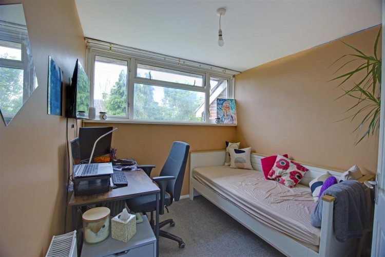 Images for Redstart Close, Croydon